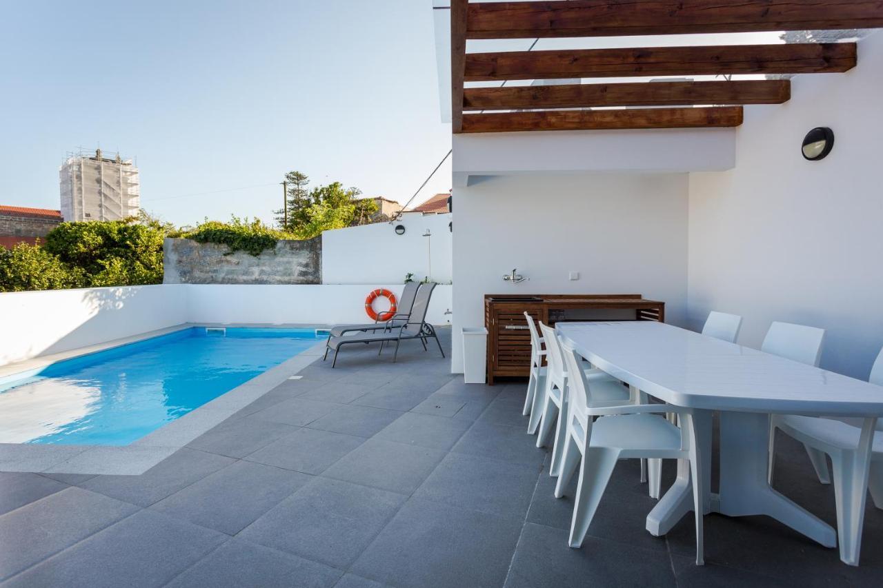 Romantic Pool House Holiday home